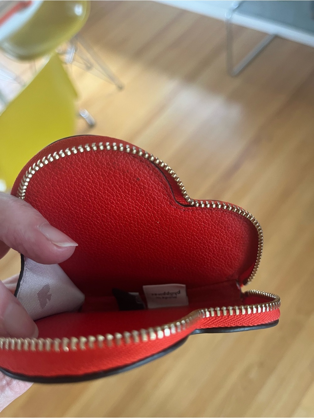 kate spade Pride Rainbow Stripe Heart Coin purse Keychain - Picture 3 of 4